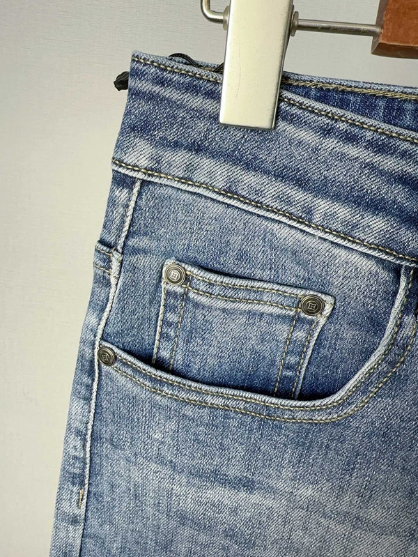 ブランドジーンズ素材ディテール